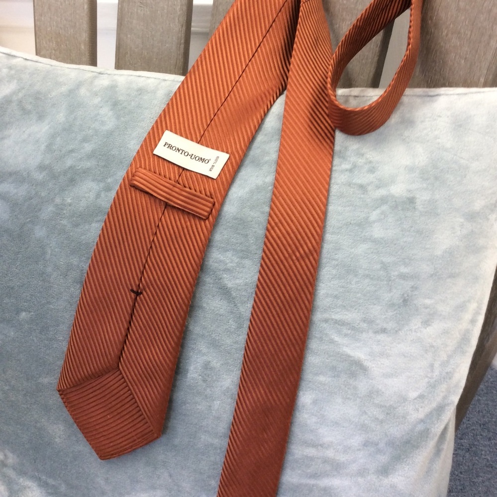 Tie